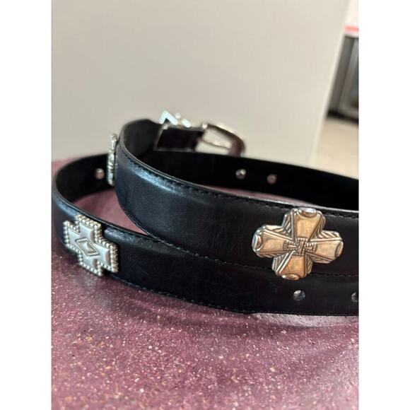 Fossil Black Leather Metal Cross Rivet Belt - Picture 1 of 7